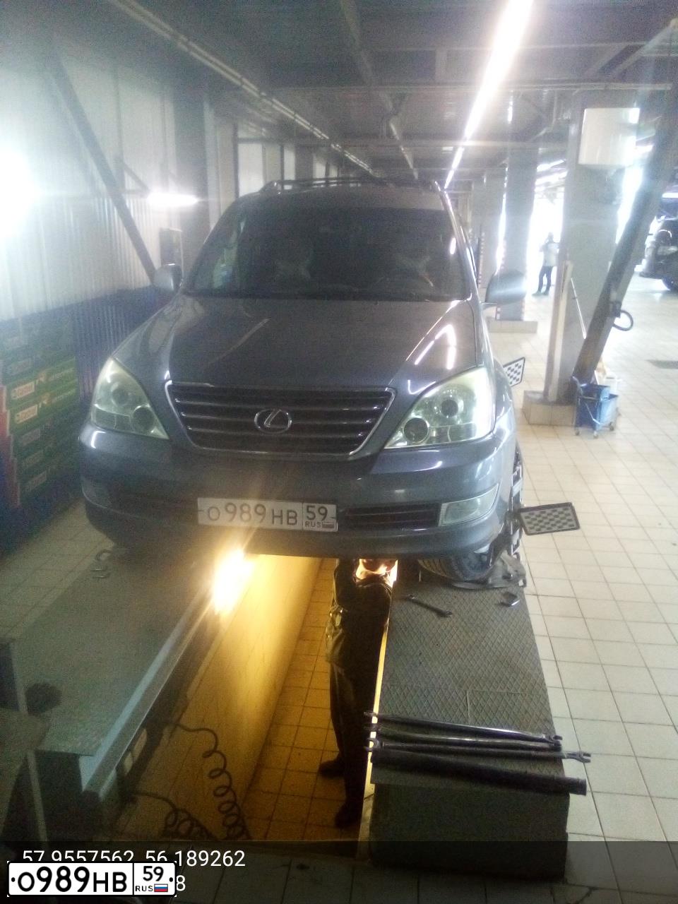 Фото автомобиля VOLVO S40, 2005 — госномер В604КН702. Цвет: ТЕМНО-СИНИЙ