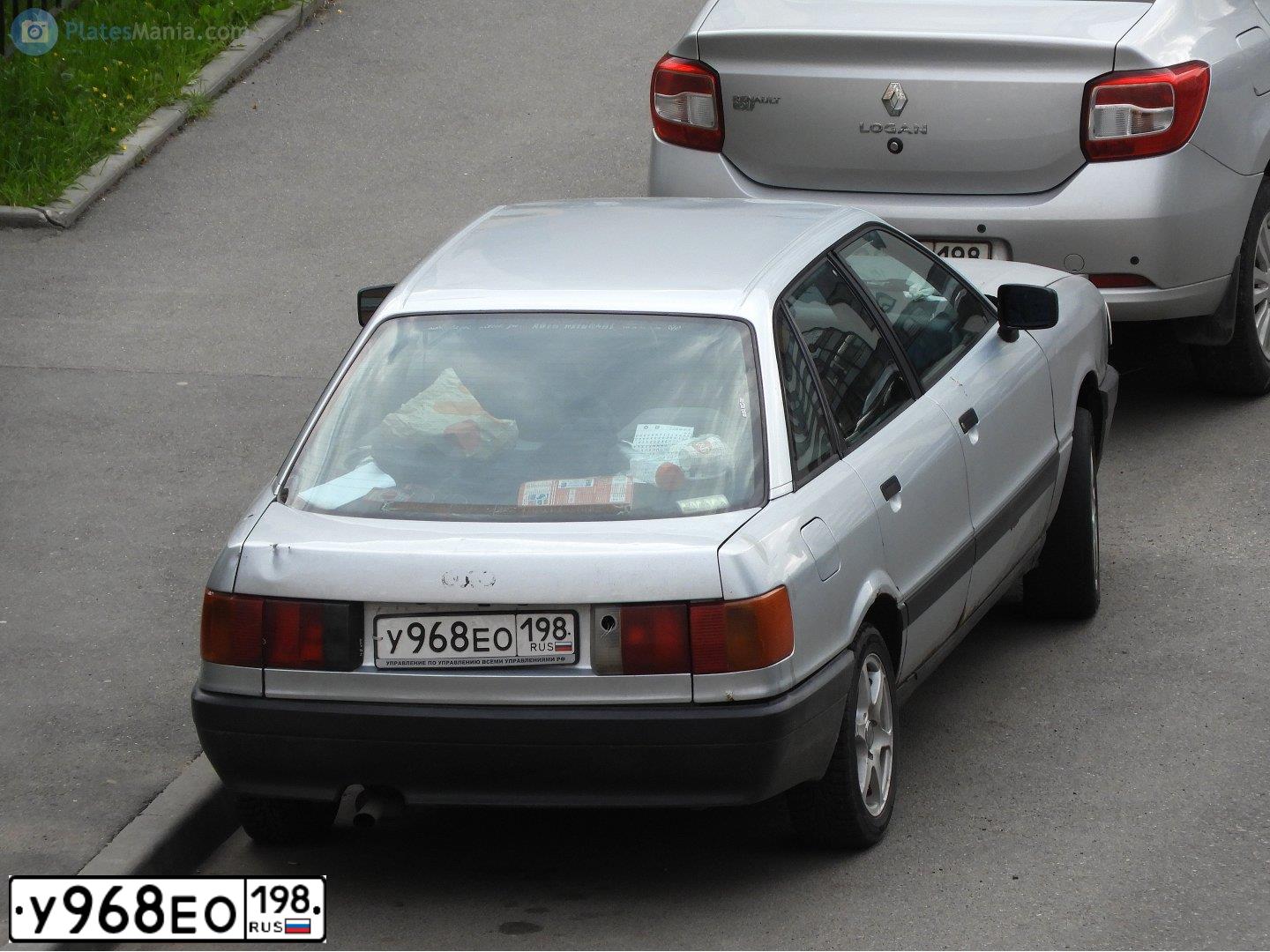 Фото автомобиля AUDI I 80, 1989 — госномер У968ЕО198. Цвет: СВЕТЛО-СЕРЫЙ