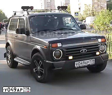 Фото автомобиля LADA 2121 NIVA, 2015 — госномер А041КН147. Цвет: Золотисто-коричневый