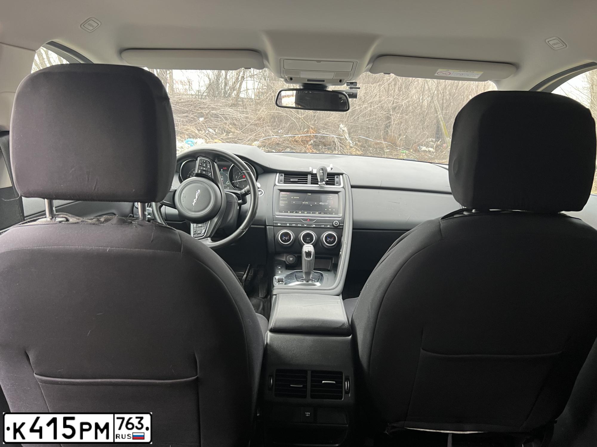 Фото автомобиля JAGUAR E-PACE, 2020 — госномер К415РМ763. Цвет: ЧЕРНЫЙ