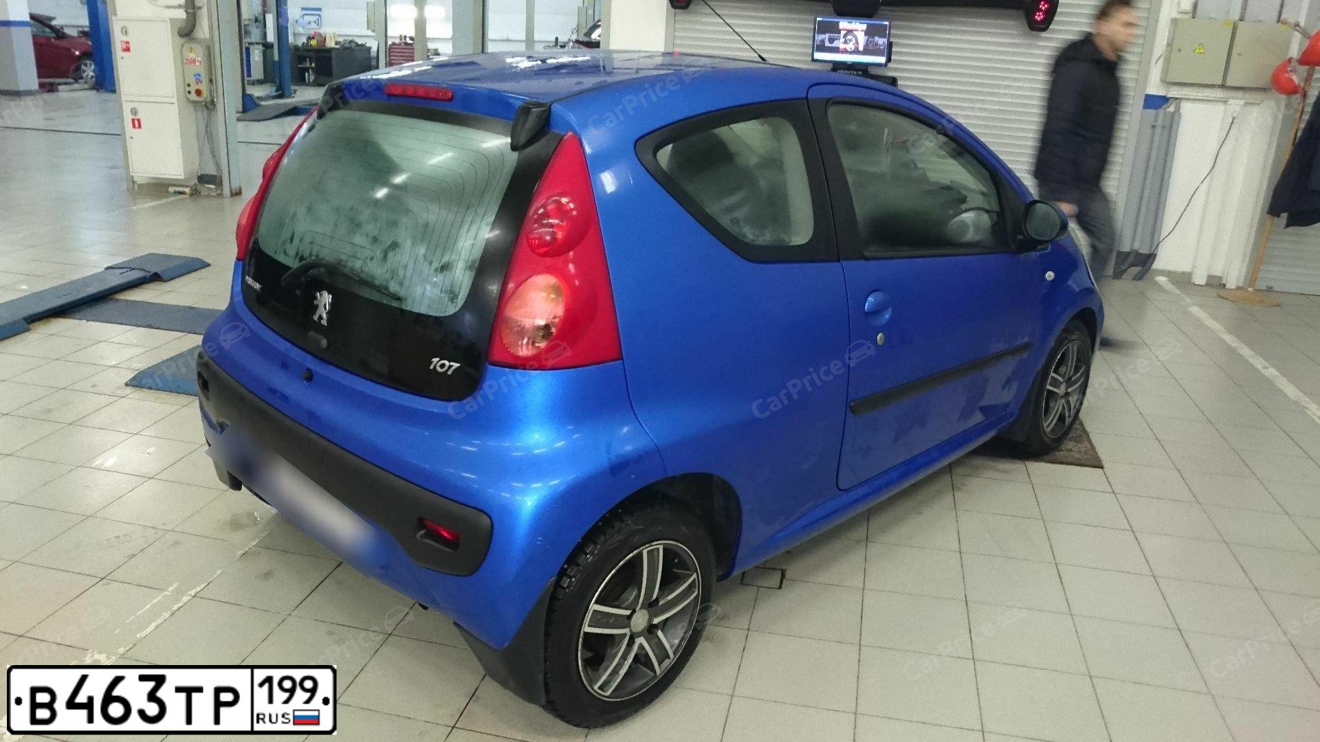 Фото автомобиля PEUGEOT 107, 2009 — госномер В463ТР199. Цвет: СИНИЙ ЯРКИЙ