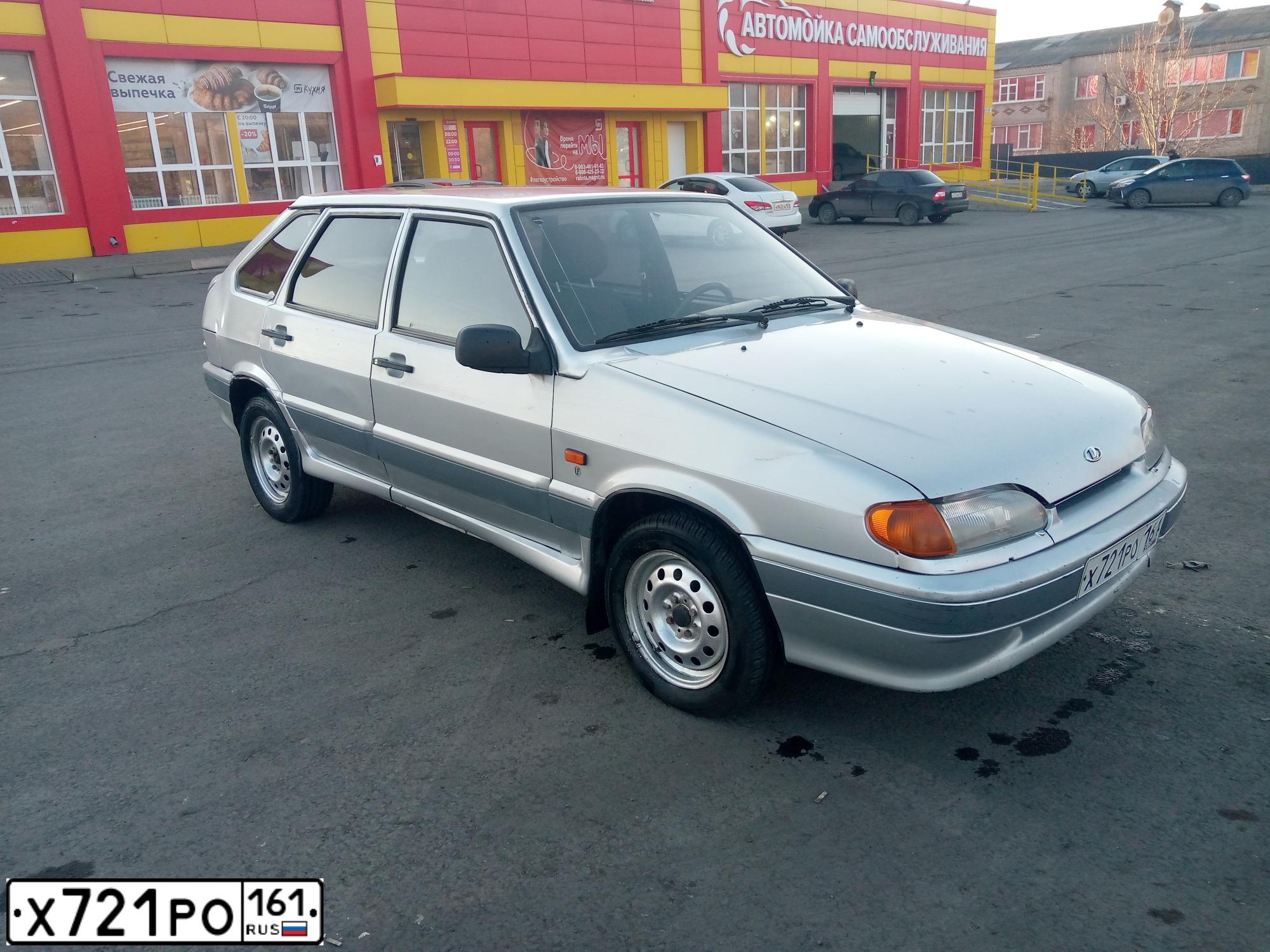 Фото автомобиля LADA 2114, 2005 — госномер Е597ВР181. Цвет: СВЕТЛО-СЕРЕБРИСТЫЙ МЕТАЛЛ