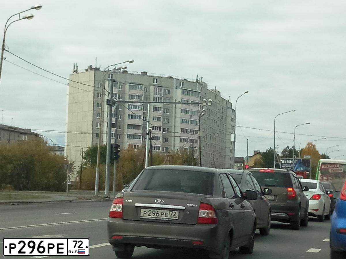 Фото автомобиля LADA 2170 PRIORA, 2014 — госномер Р296РЕ72. Цвет: ЗОЛОТИСТО КОРИЧНЕВЫЙ
