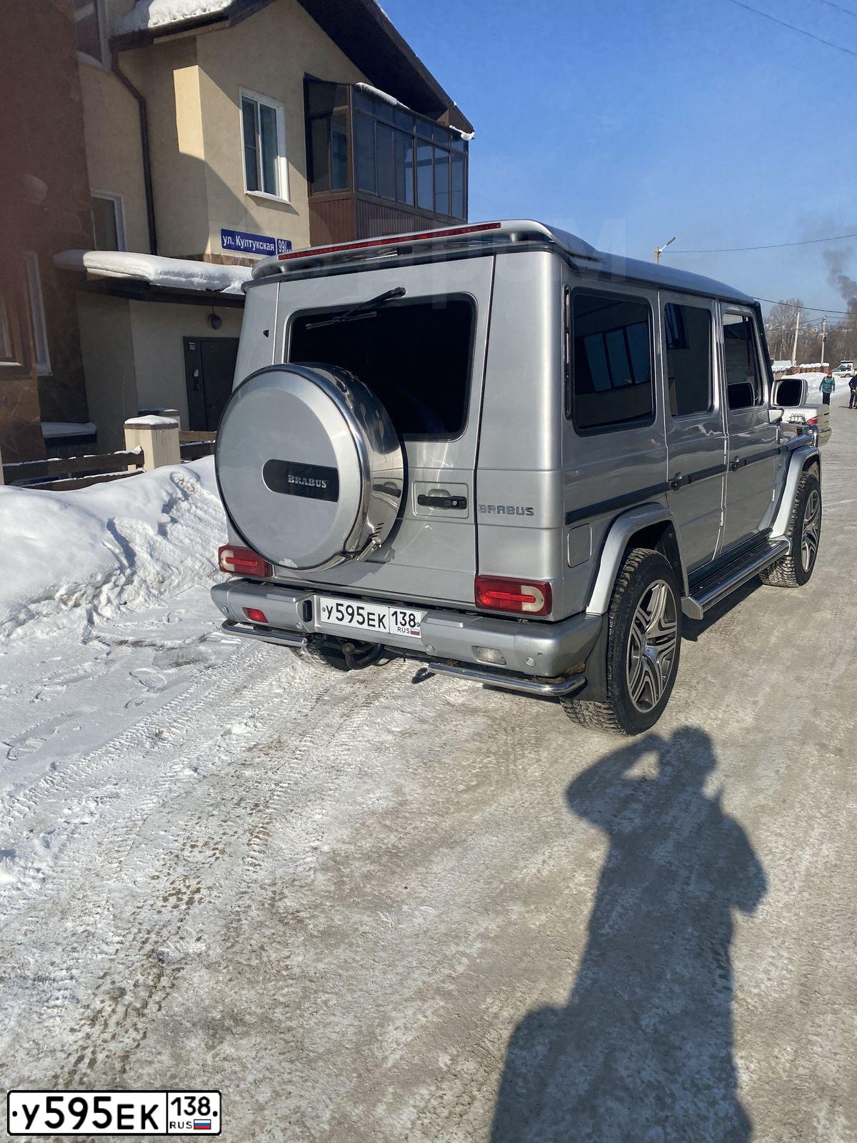 Фото автомобиля MERCEDES G-KLASSE, 1999 — госномер Н900НН77. Цвет: СЕРЫЙ