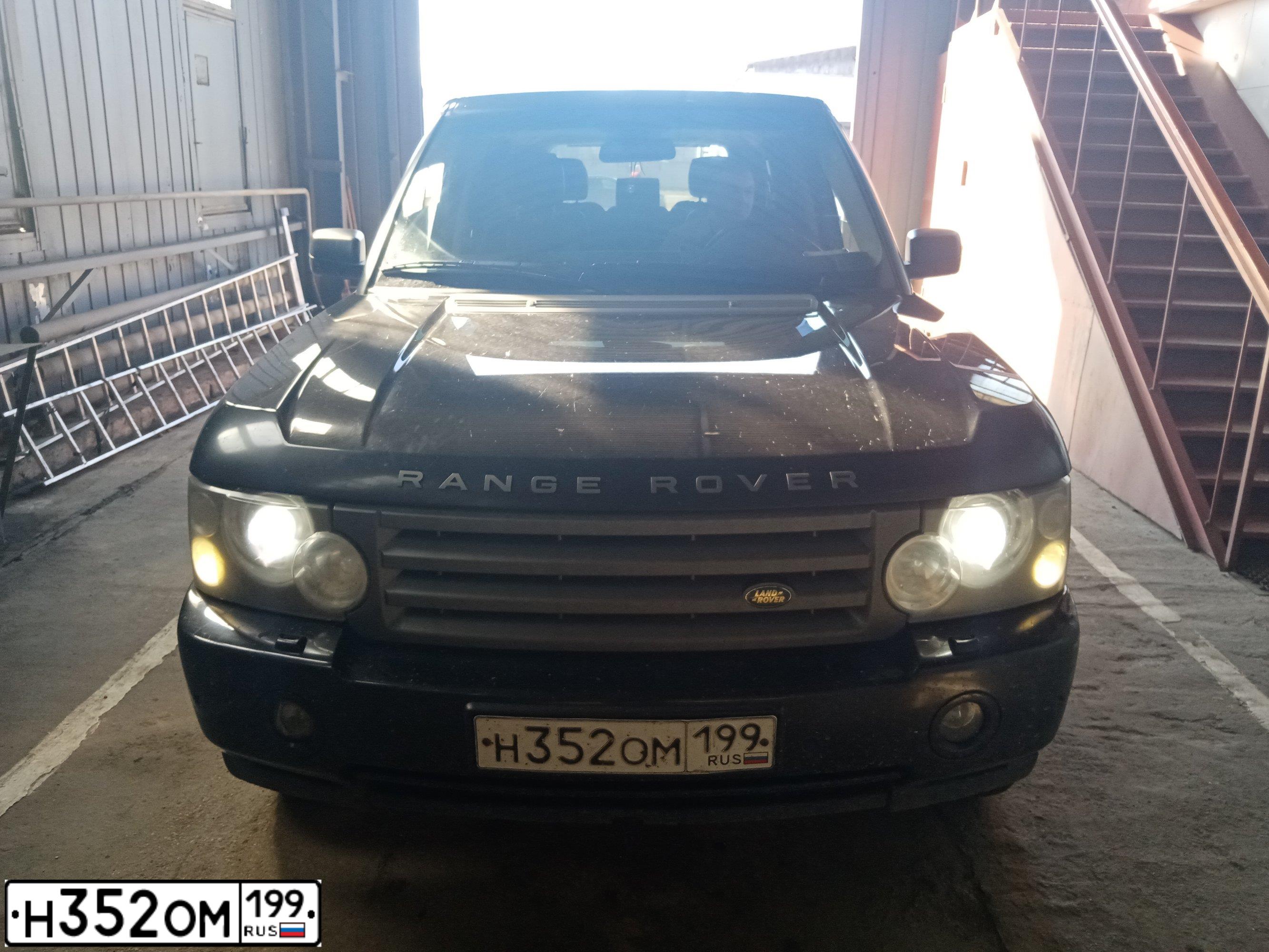 Фото автомобиля LANDROVER RANGE ROVER, 2008 — госномер О525СХ69. Цвет: ЧЕРНЫЙ