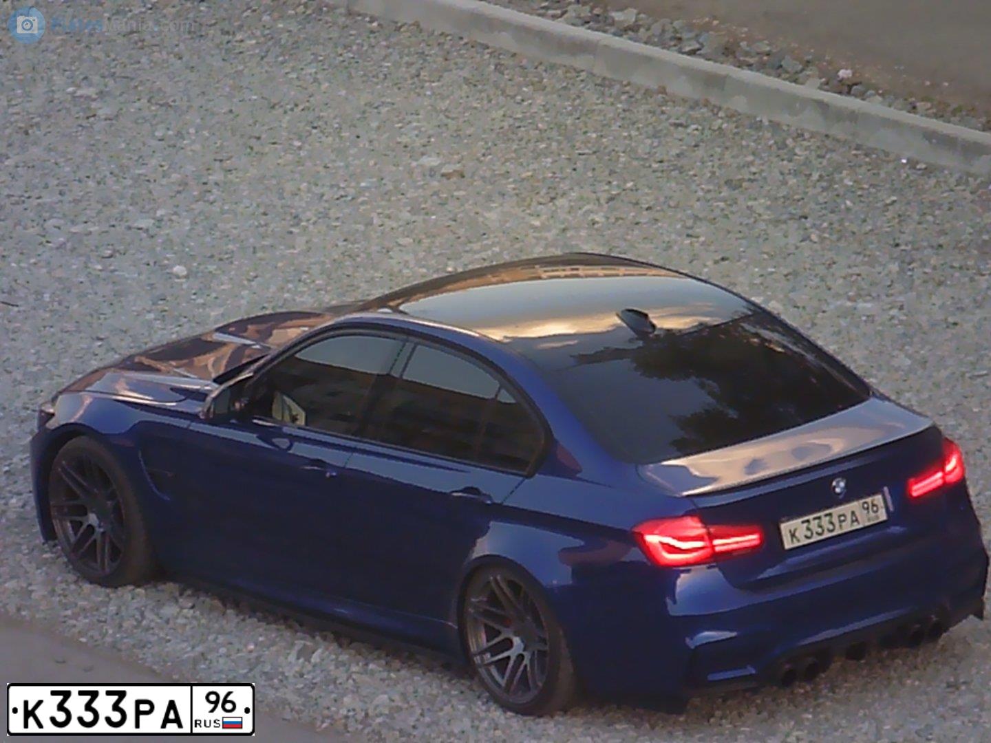 Фото автомобиля BMW SERIE 3, 2011 — госномер С574МН196. Цвет: Белый