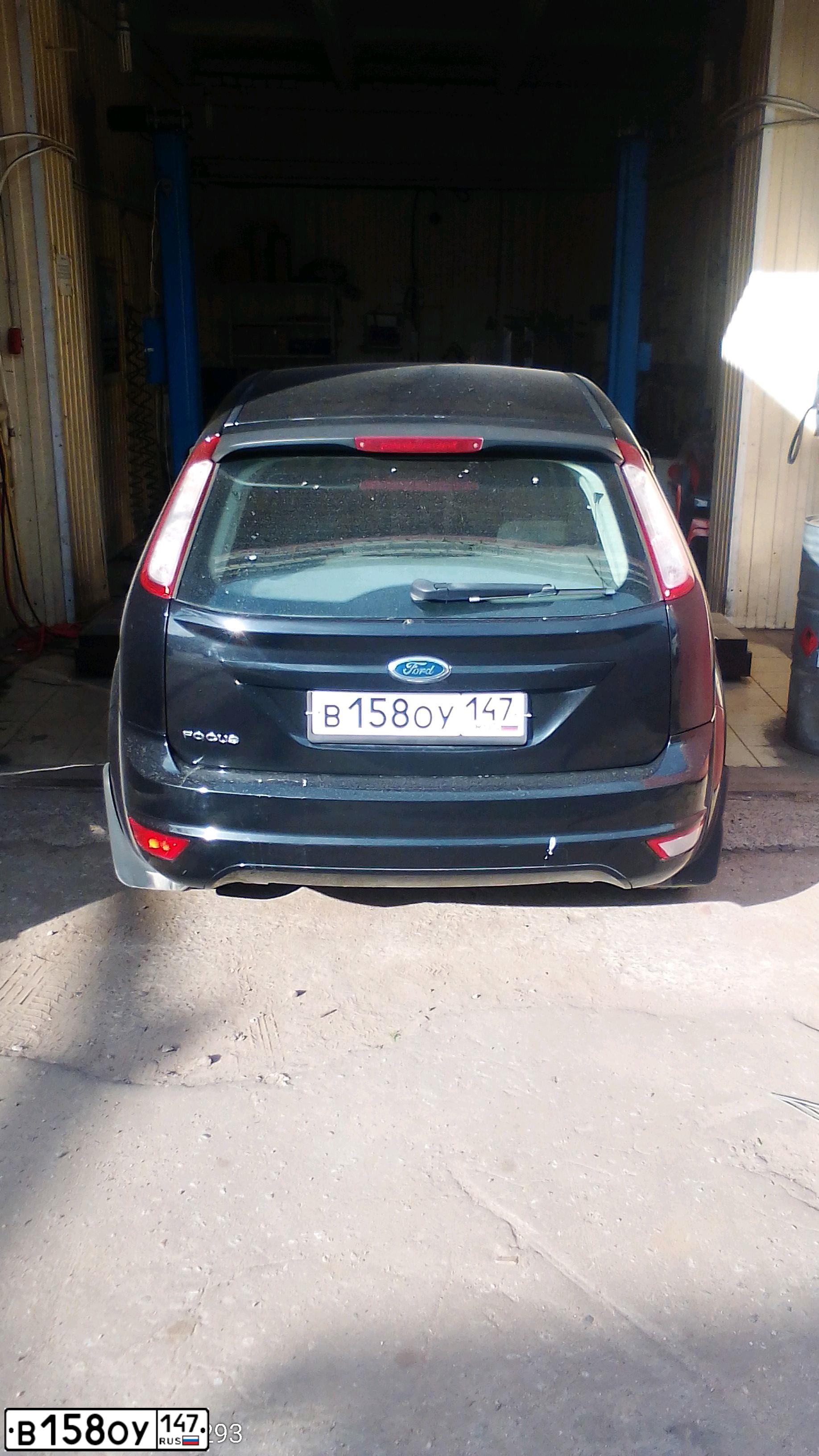 Фото автомобиля FORD FOCUS, 2010 — госномер В158ОУ147. Цвет: ЧЕРНЫЙ