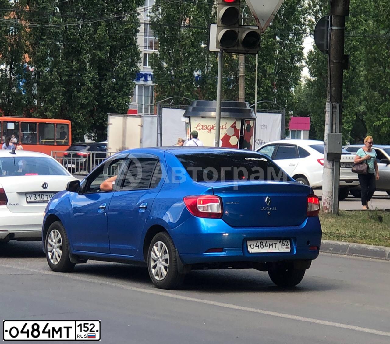 Фото автомобиля RENAULT LOGAN, 2016 — госномер О484МТ152. Цвет: СВЕТЛО-СИНИЙ