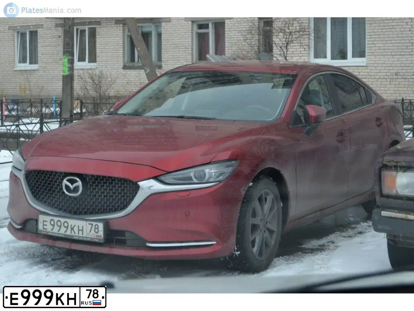 Фото автомобиля MAZDA 6, 2018 — госномер Е999КН78. Цвет: КРАСНЫЙ