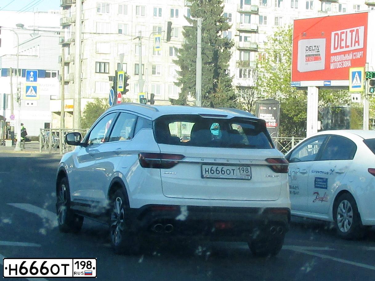 Фото автомобиля GEELY COOLRAY, 2023 — госномер Н666ОТ198. Цвет: Белый