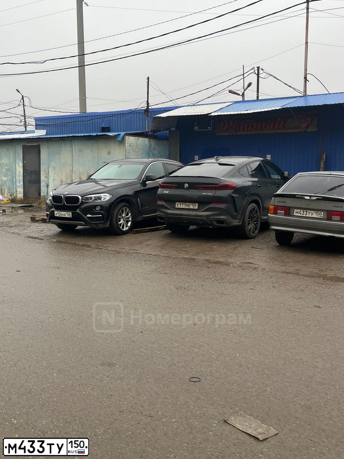 Фото автомобиля LADA 2114 SAMARA, 2006 — госномер М433ТУ150. Цвет: Зеленый Серый