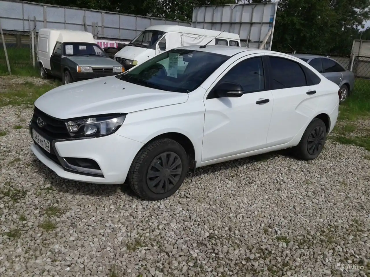 Фото автомобиля SKODA OCTAVIA, 2010 — госномер Т137ХС58. Цвет: СЕРЫЙ