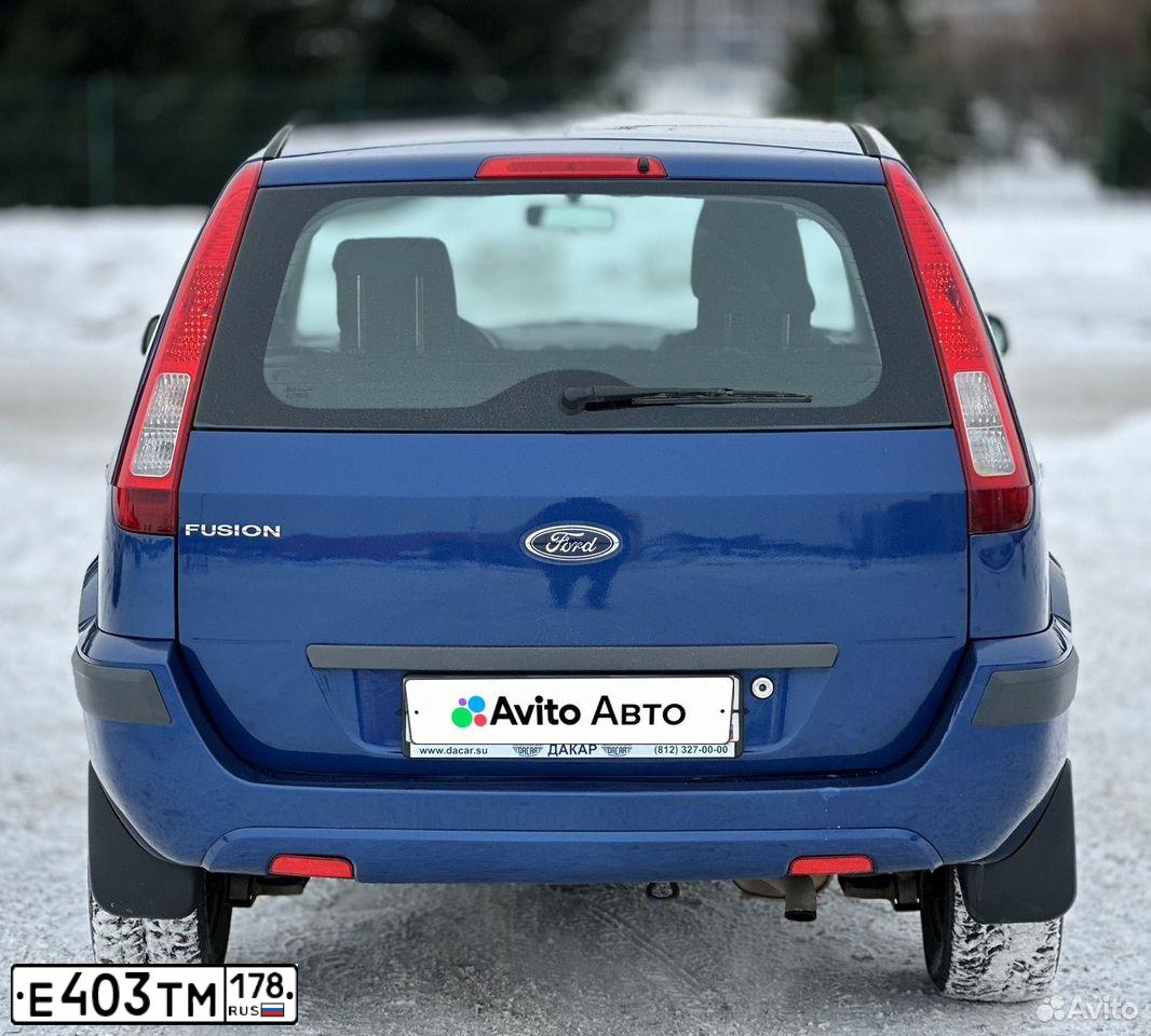 Фото автомобиля FORD FUSION, 2007 — госномер Е403ТМ178. Цвет: СИНИЙ