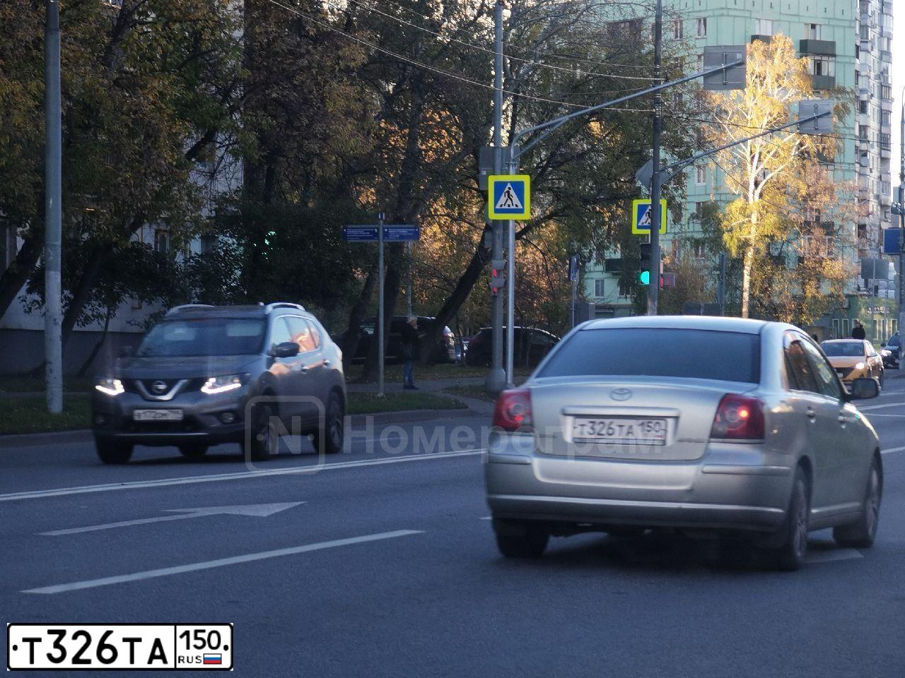 Фото автомобиля TOYOTA AVENSIS, 2006 — госномер Т326ТА150. Цвет: СЕРЫЙ