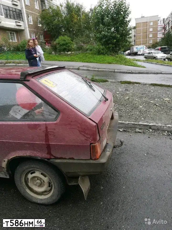 Фото автомобиля LADA 2108 SAMARA, 1999 — госномер Р583АХ774. Цвет: ТЕМНО-БОРДОВЫЙ