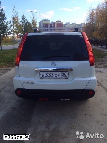 Фото автомобиля NISSAN X-TRAIL, 2008 — госномер Е333ХР86. Цвет: БЕЛЫЙ