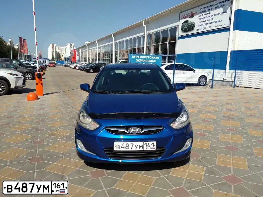 Фото автомобиля HYUNDAI SOLARIS, 2011 — госномер О644МУ05. Цвет: ТЕМНО-СИНИЙ