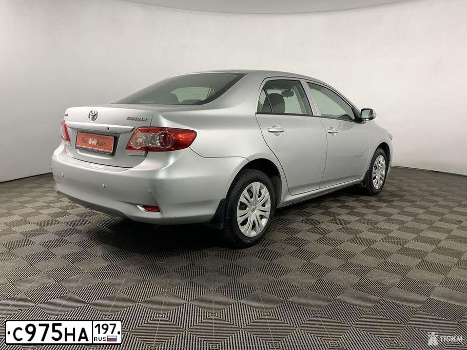 Фото автомобиля LADA 2109 SAMARA, 2000 — госномер Т440КН177. Цвет: ЯРКО-ЗЕЛЕНЫЙ