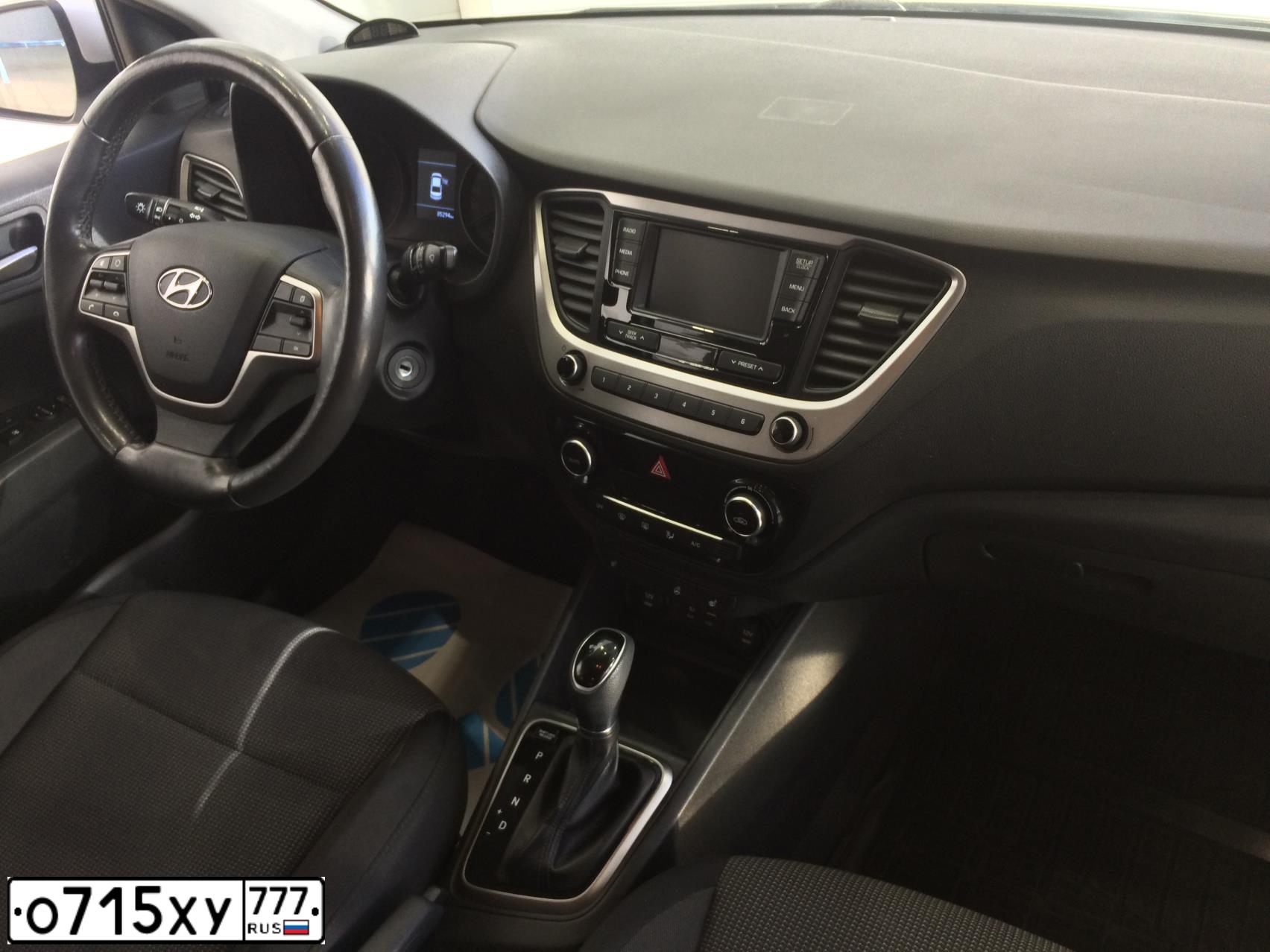 Фото автомобиля HYUNDAI SOLARIS, 2017 — госномер Р886НР46