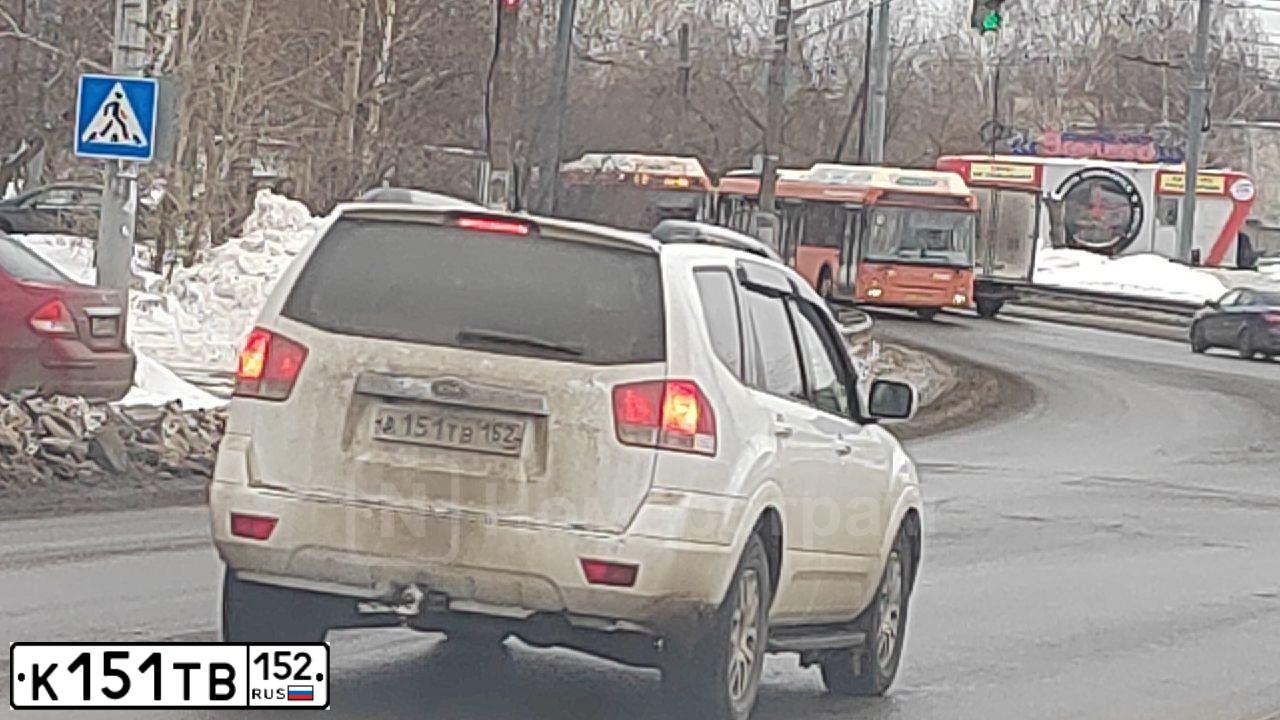 Фото автомобиля FORD FOCUS, 2012 — госномер А913УВ33. Цвет: Темно-синий