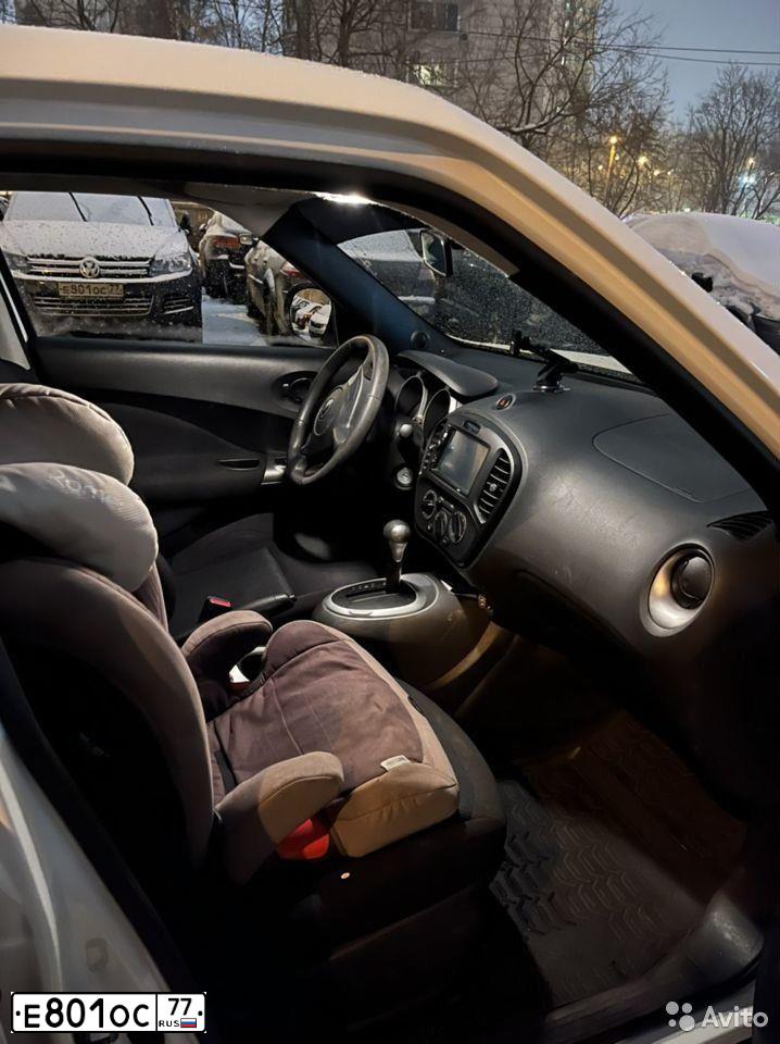 Фото автомобиля VOLKSWAGEN TOUAREG, 2013 — госномер Е728НА03. Цвет: ЧЕРНЫЙ