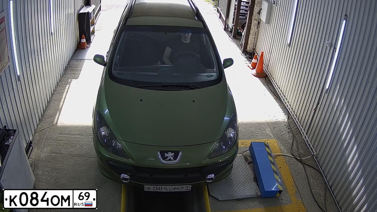 Фото автомобиля PEUGEOT 307, 2005 — госномер К084ОМ69. Цвет: ЗЕЛЕНЫЙ