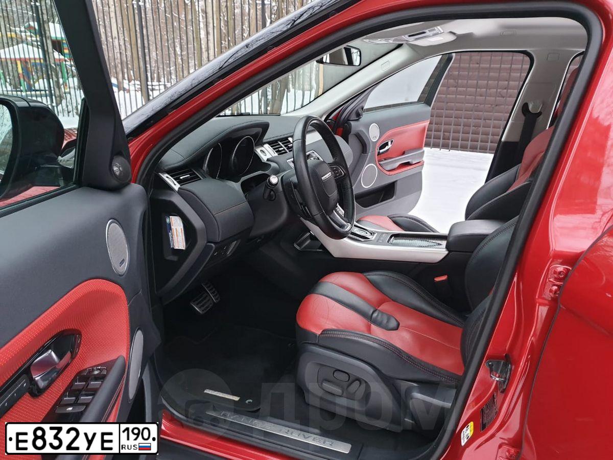 Фото автомобиля LANDROVER RANGE ROVER EVOQUE, 2012 — госномер Р607АВ550. Цвет: КРАСНЫЙ