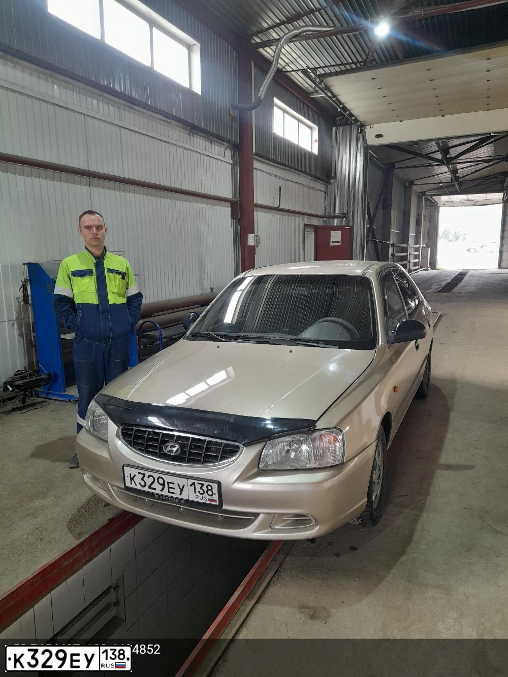 Фото автомобиля TAGAZ ACCENT, 2007 — госномер Т769НО138. Цвет: БЕЖЕВЫЙ