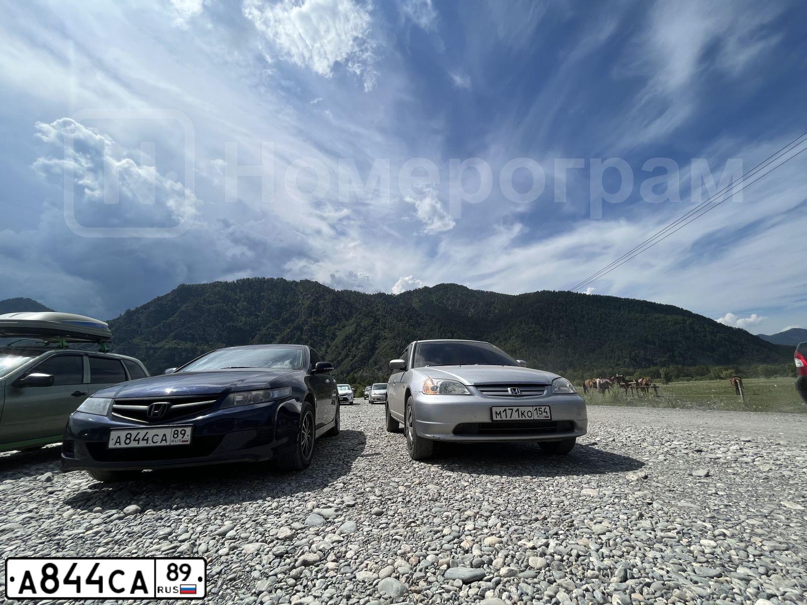 Фото автомобиля HONDA ACCORD, 2007 — госномер Н604ЕР70. Цвет: Темно-синий