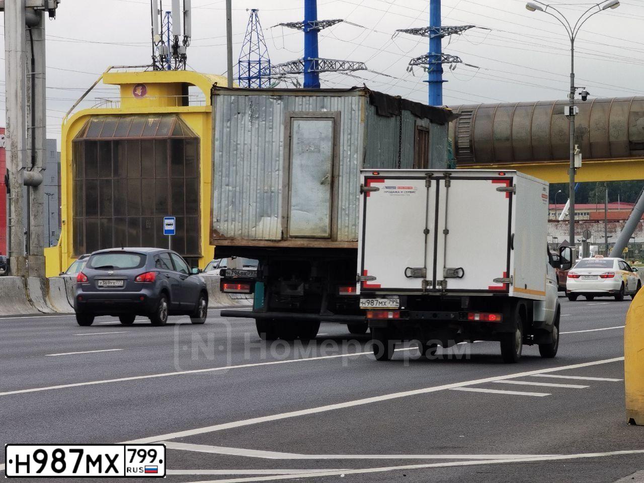Фото автомобиля GAZ 3302 EL, 2018 — госномер Р640МТ186. Цвет: Белый