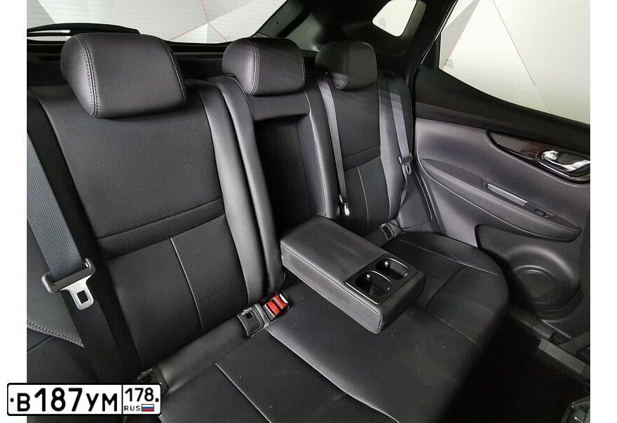 Фото автомобиля NISSAN QASHQAI, 2014 — госномер К068ВХ977. Цвет: Белый