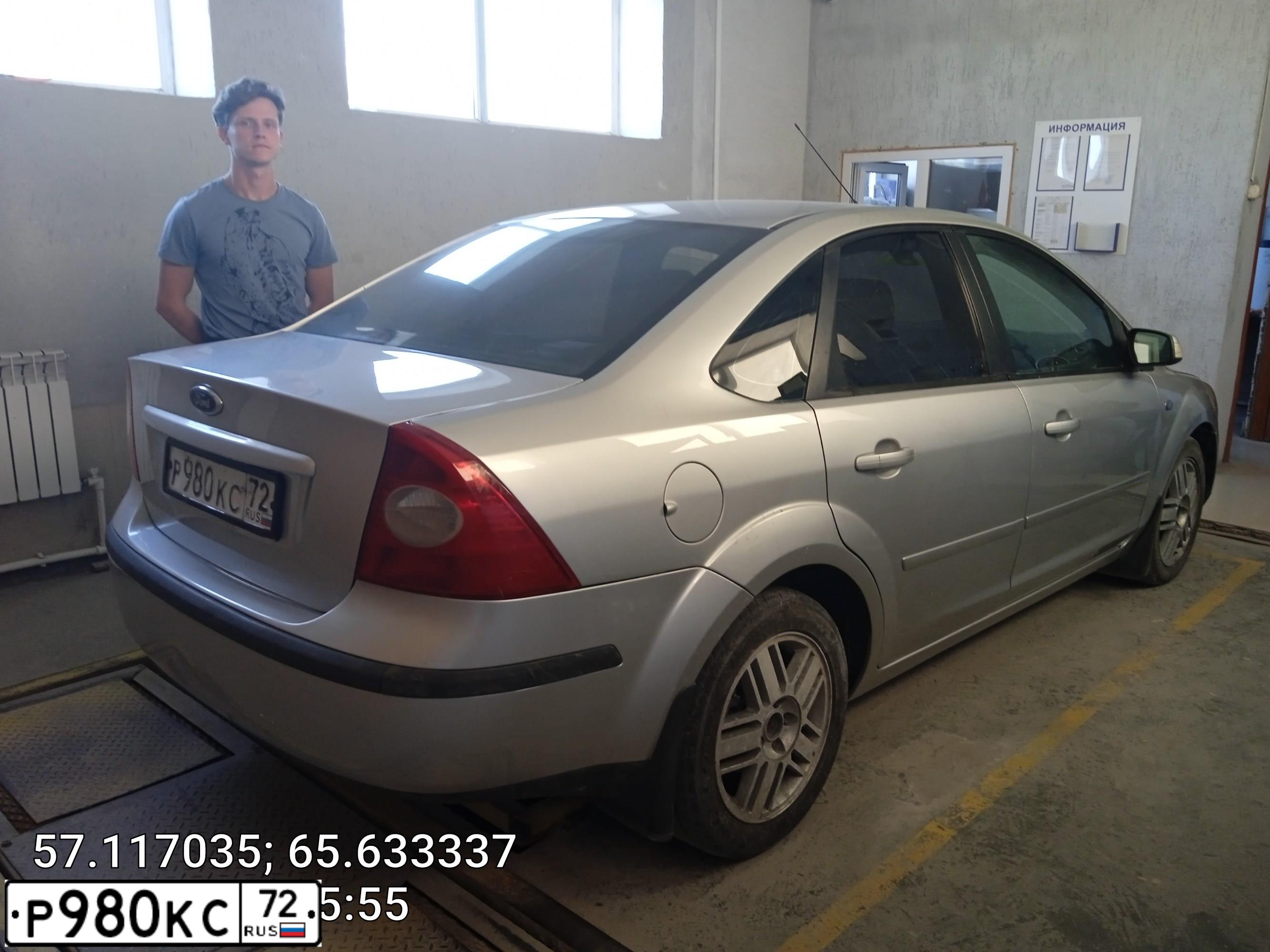 Фото автомобиля FORD FOCUS, 2007 — госномер Х776ОС72. Цвет: Серебристый