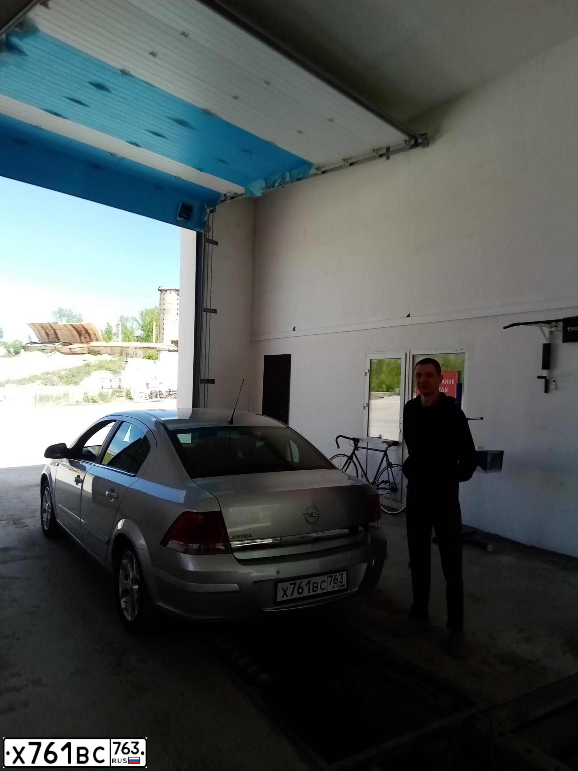 Фото автомобиля OPEL ASTRA, 2014 — госномер Х761ВС763. Цвет: СЕРЕБРИСТЫЙ