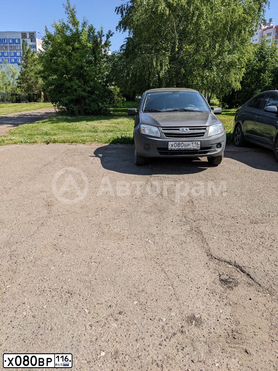 Фото автомобиля LADA 2190 GRANTA, 2016 — госномер Х080ВР116. Цвет: ЗОЛОТИСТО-КОРИЧНЕВЫЙ