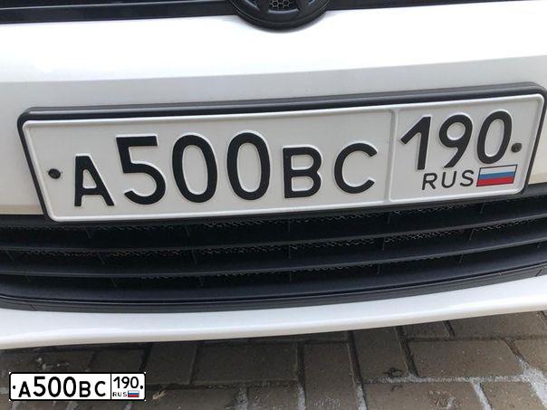 Фото автомобиля BMW SERIE 3, 2014 — госномер А500ВС190. Цвет: ЧЕРНЫЙ