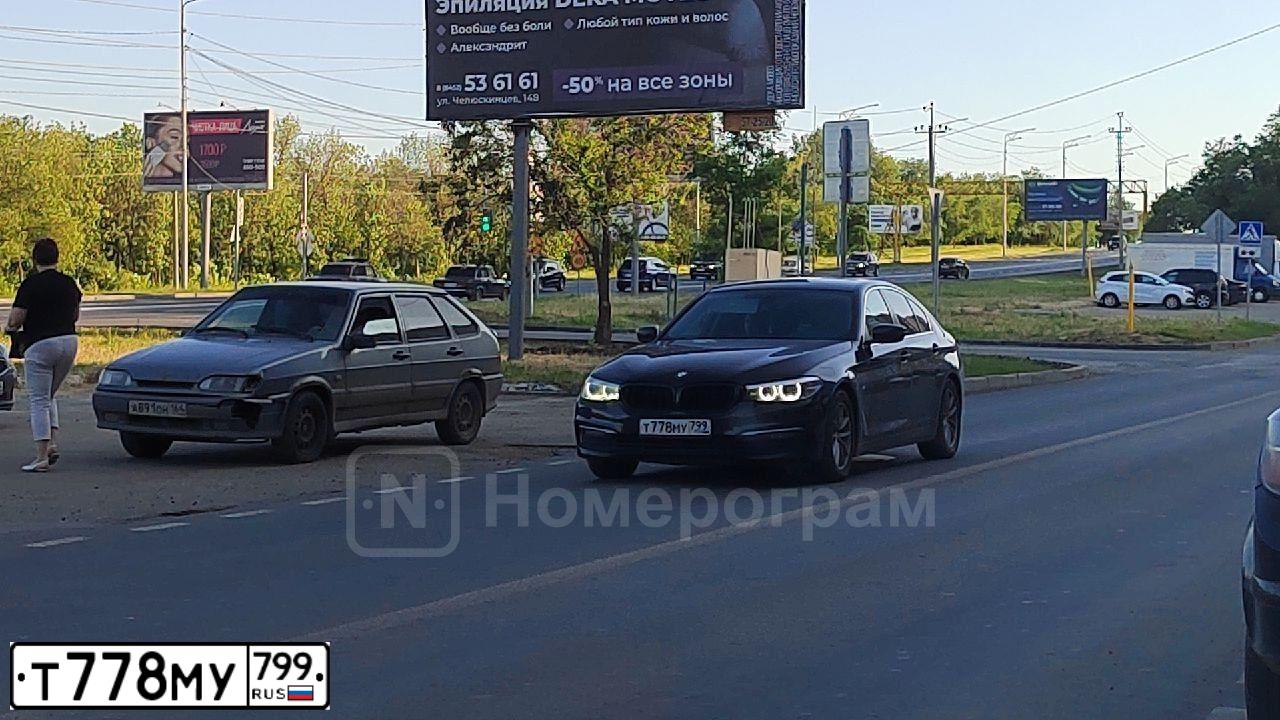 Фото автомобиля BMW SERIE 5, 2018 — госномер Т778МУ799. Цвет: ЧЕРНЫЙ