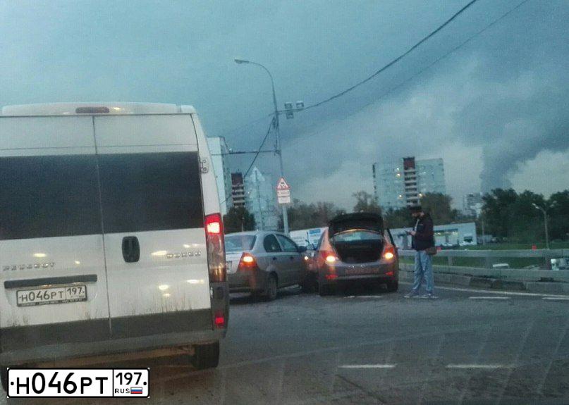 Фото автомобиля PEUGEOT BOXER, 2011 — госномер Н690МК03. Цвет: БЕЛЫЙ