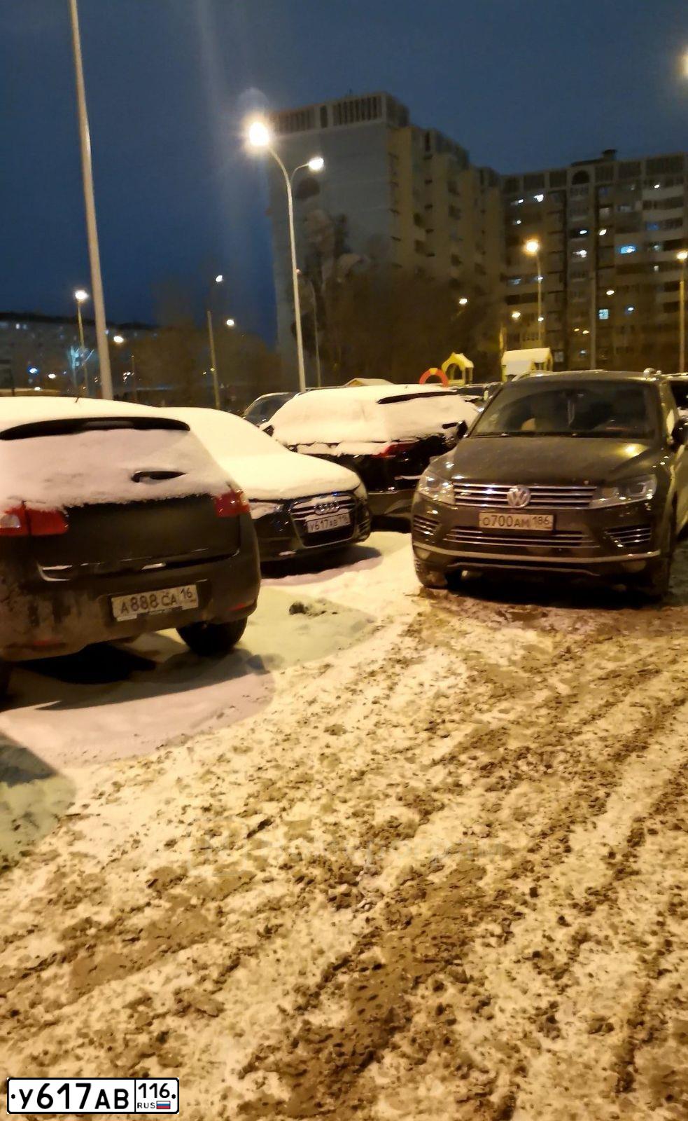 Фото автомобиля AUDI A6, 2014 — госномер У617АВ116. Цвет: ЧЕРНЫЙ