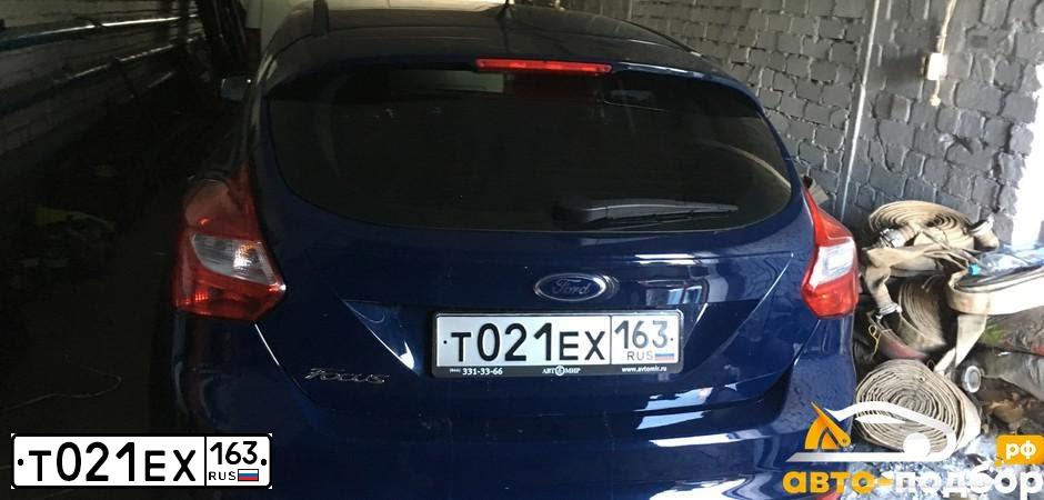 Фото автомобиля FORD FOCUS, 2013 — госномер Т021ЕХ163. Цвет: Темно-синий