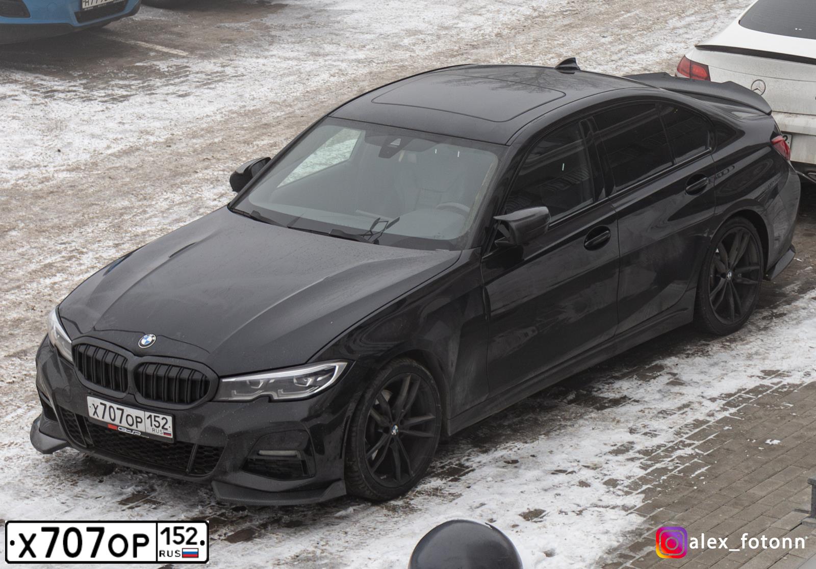 Фото автомобиля BMW 330I, 2020 — госномер С920КА164. Цвет: ЧЕРНЫЙ