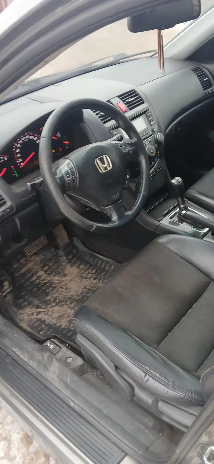 Фото автомобиля HONDA ACCORD, 2007 — госномер А786УУ193. Цвет: СЕРЫЙ