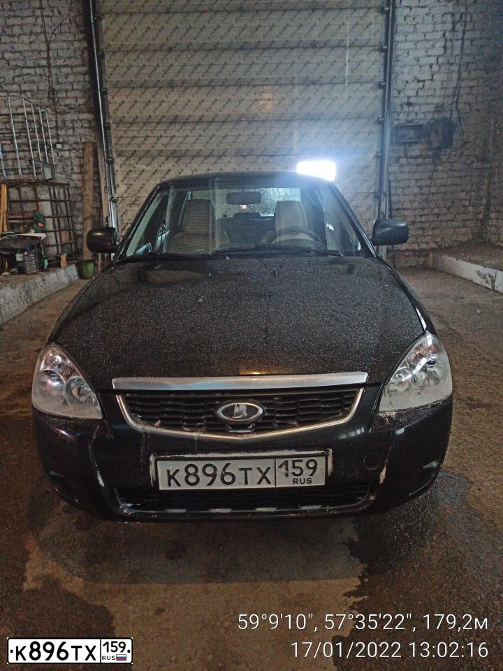 Фото автомобиля LADA PRIORA, 2017 — госномер Т255ЕМ196. Цвет: ЧЕРНЫЙ