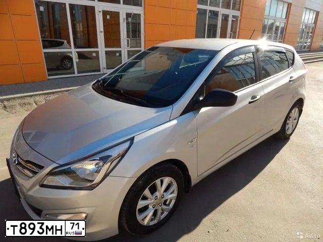 Фото автомобиля HYUNDAI SOLARIS, 2015 — госномер В411ВО181. Цвет: Серебристый