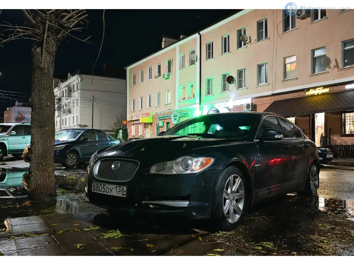 Фото автомобиля JAGUAR XF-SERIE, 2008 — госномер В805ОУ136. Цвет: ЗЕЛЕНЫЙ ТЕМНЫЙ
