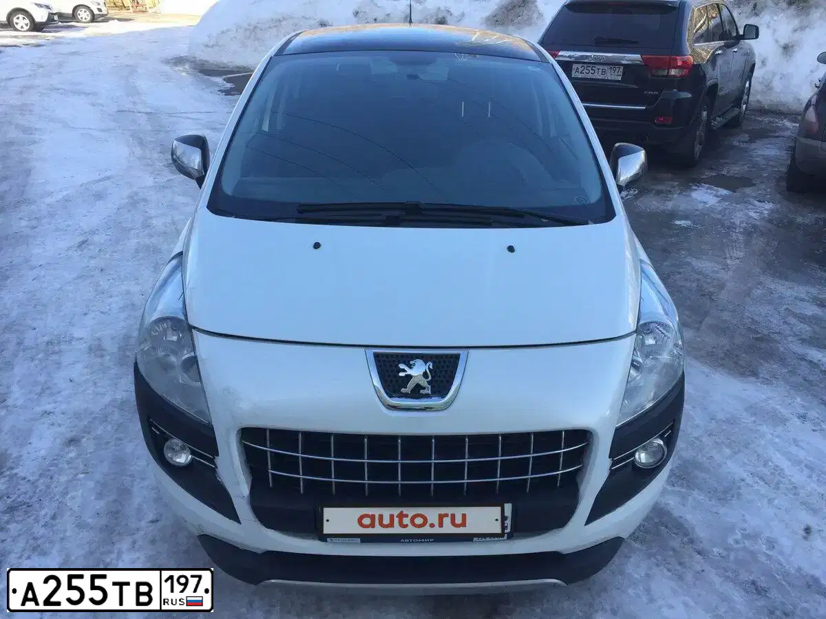 Фото автомобиля JEEP GRAND CHEROKEE, 2012 — госномер А255ТВ197. Цвет: ЧЕРНЫЙ