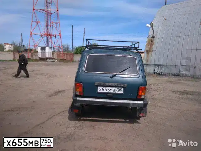 Фото автомобиля LADA 2121 NIVA, 2002 — госномер Х655МВ750. Цвет: Сине-зеленый