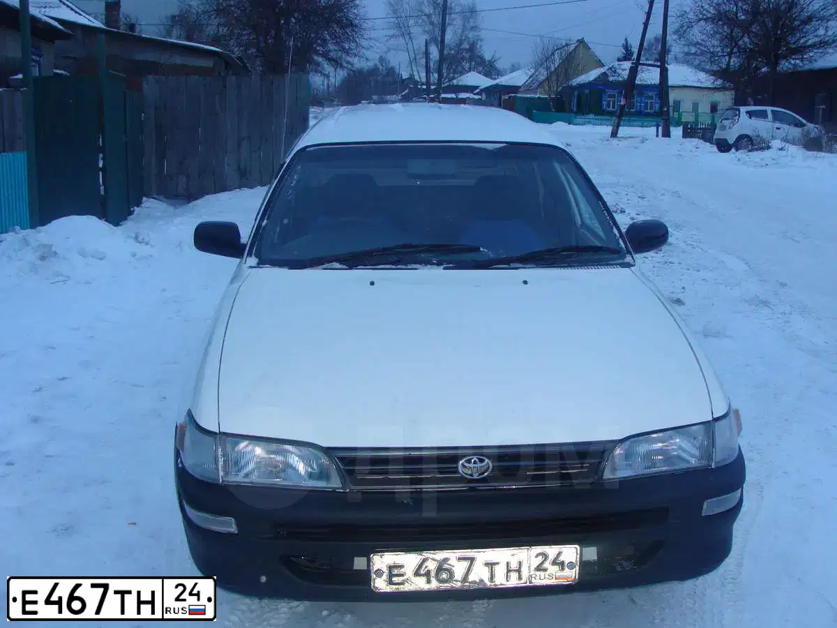 Фото автомобиля TOYOTA COROLLA, 2000 — госномер Т638УА124
