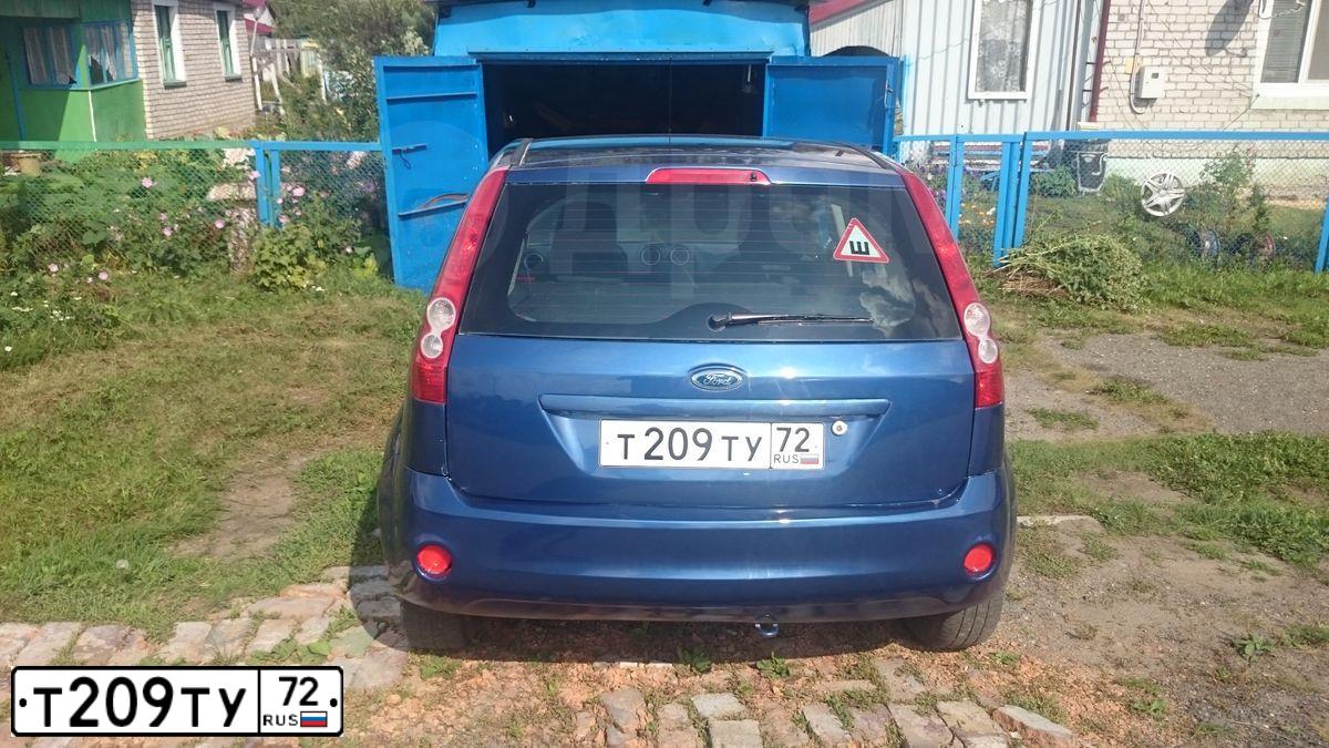 Фото автомобиля FORD FIESTA / ASPIRE, 2008 — госномер Е522СХ186. Цвет: СИНИЙ