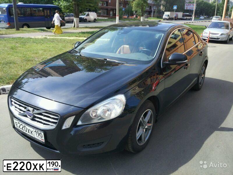 Фото автомобиля VOLVO S60, 2012 — госномер А667ВС977