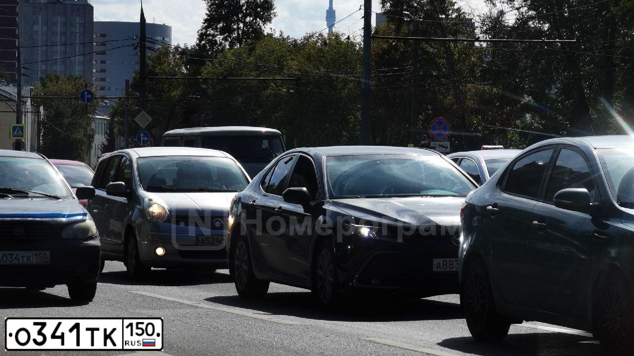 Фото автомобиля ШЕВРОЛЕ СПАРК, 2007 — госномер В118НМ92. Цвет: СЕРЕБРИСТЫЙ